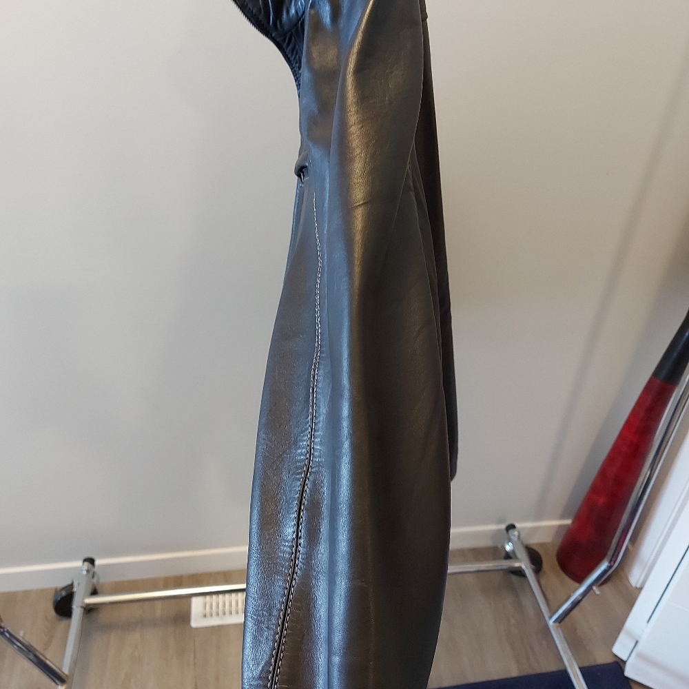 Jacket - Picture 5 of 8